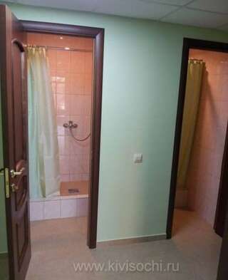 Гостиница Hostel Kiwi Сочи-4