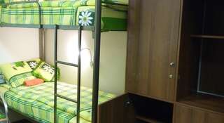 Гостиница Hostel Kiwi Сочи Кровать в общем номере для мужчин и женщин с 8 кроватями-4
